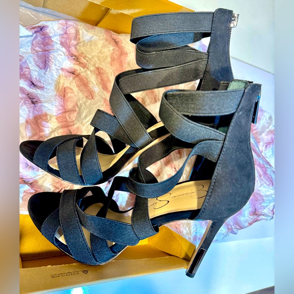 👠 Jessica Simpson Elegant Black Strappy Heels_Size 7.5M 👠